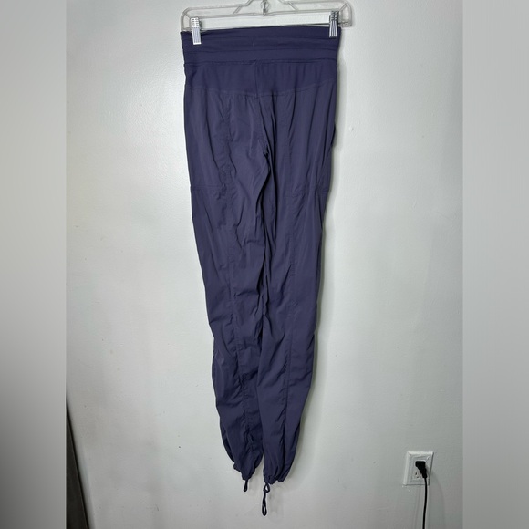 Women’s Lululemon Dance Studio pants - Picture 10 of 10